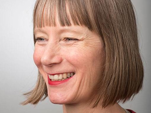 Dr Sarah Bennet